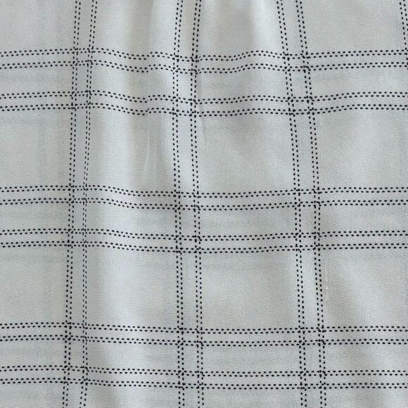 Bloomchic - Plaid Flutter Sleeve Pullover Blouse - White/Black - Size 14-16 - Picture 3 of 8